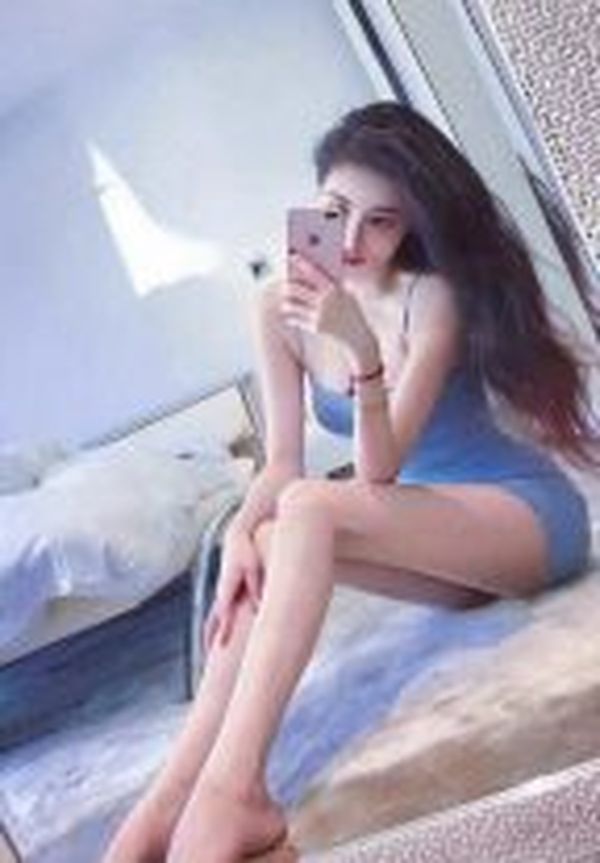 Mellyna, 26, Békéscsaba - Dél-Alföld, Passionate kissing