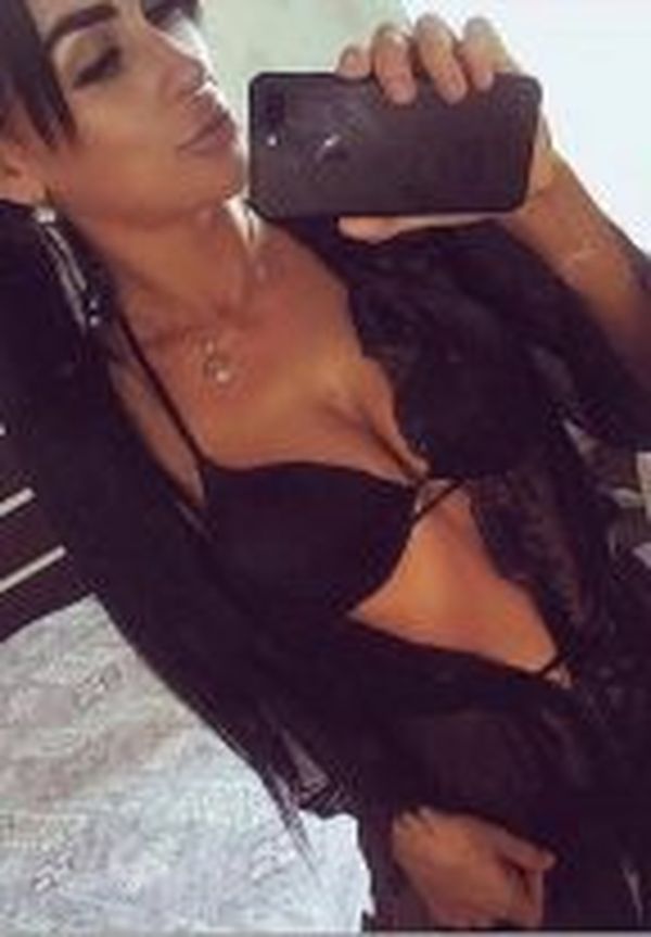 Massage Roselene to Roselene escort Roselene Szombathely